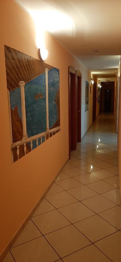 George Hotel Барселона-Поцо ди Гото Екстериор снимка