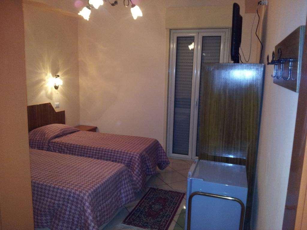 George Hotel Барселона-Поцо ди Гото Стая снимка